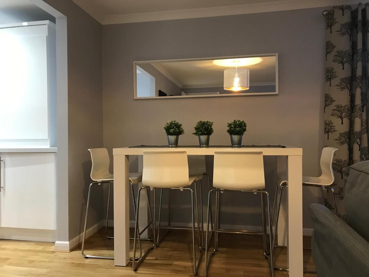 Flat One, 212 Eaglesham Road, East Kilbride, Glasgow Exterior foto